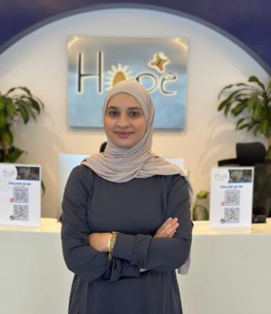 جنى - أخصائية نطق ولغة للأطفال